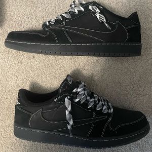 Jordan 1 Retro Low OG SP x Travis Scott Black Phantom